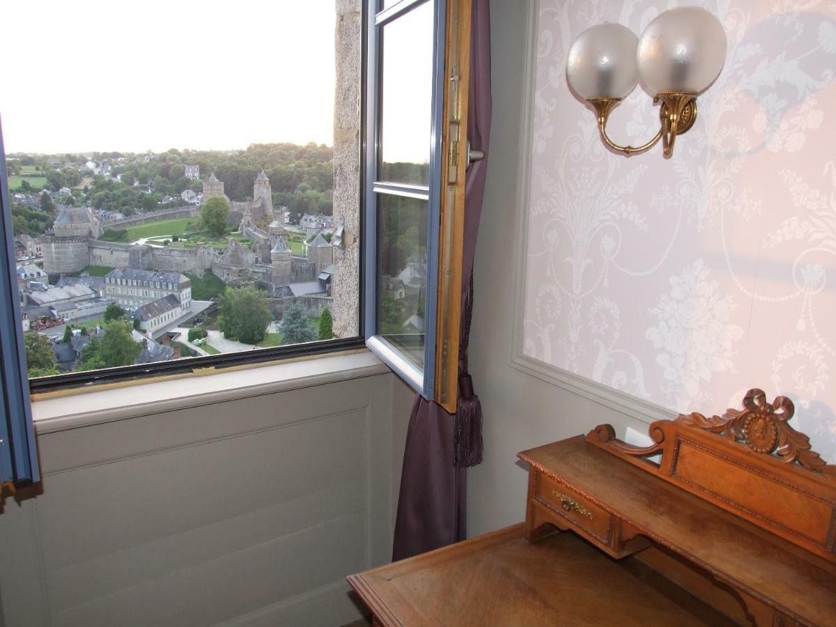 Hotel Particulier Le Mercier De Montigny -Une Nuit Sur Les Remparts- Fougeres Exterior photo